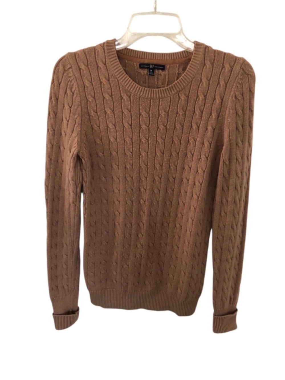 GAP Size M Tall Tan Cable Knit Crewneck Sweater Ribbed Cozy Preppy Minimalist